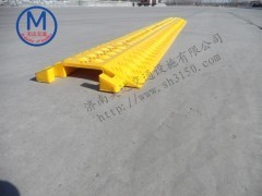供应道路过线槽 线槽板规格 辽宁过线槽 - 道路减速设备 - 交通安全设施 - 安全、防护 - 供应 - 切它网(QieTa.com)