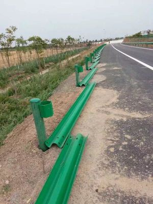 钦州波形防撞护栏 公路护栏 高速护栏 厂家生产销售