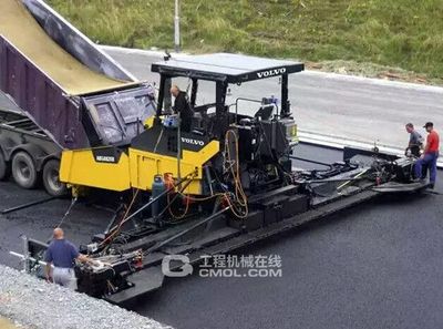 沃尔沃高效摊铺背后的秘密 走进德国哈梅林工厂_产品快讯_工程机械在线