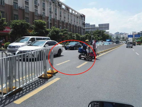心疼女同事绕路,男子徒手拆护栏被拘留5天