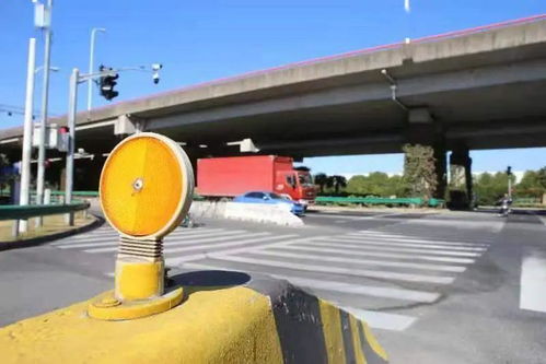 浦东警方聚焦交通三要素，依托道路设施优化全力遏制交通事故