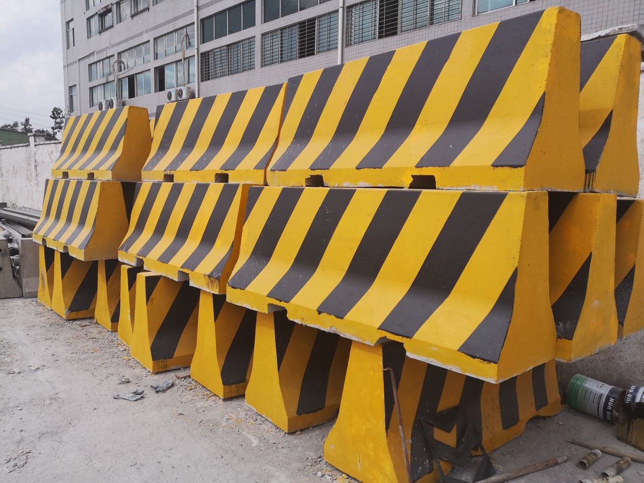 新泽西护栏 高速公路的安全卫士